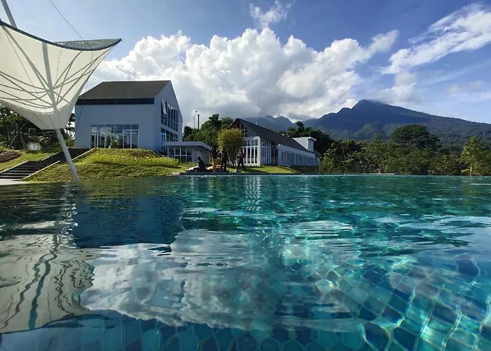 Leuweung GeledeganHotel di Bogor